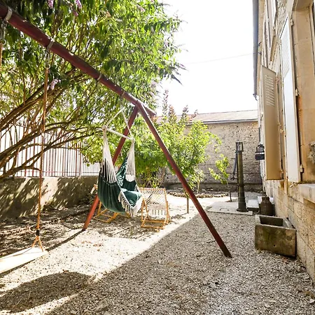 Les Crins Du Vignoble בית נופש *