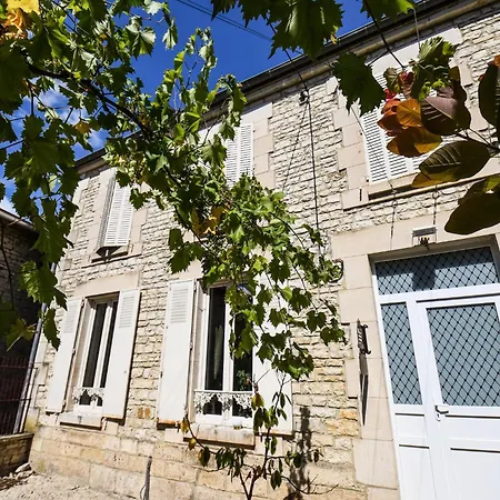 בית נופש Les Crins Du Vignoble Loches-sur-Ource