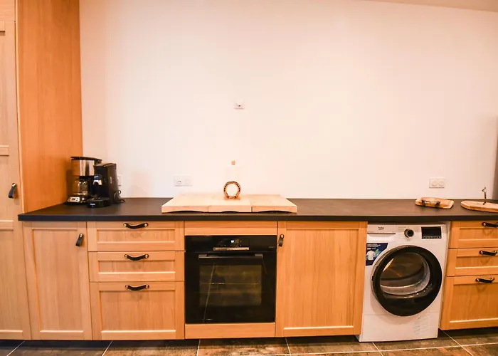 Holiday home Les Crins Du Vignoble Loches-sur-Ource